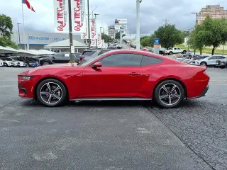 Ford Mustang 2024 EcoBoost Premium 2dr Fastback