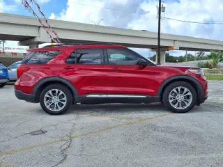 Ford Explorer 2021 XLT 4dr SUV
