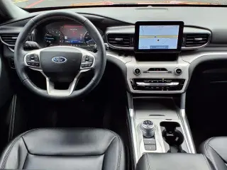 Ford Explorer 2023 XLT 4dr SUV
