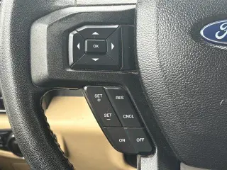 Ford F-150 2017 4x2 King Ranch 4dr SuperCrew 5.5 ft. SB