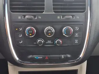 Dodge Grand Caravan 2020 SXT 4dr Mini-Van