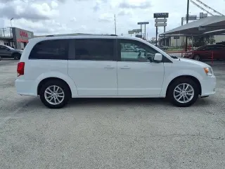 Dodge Grand Caravan 2020 SXT 4dr Mini-Van