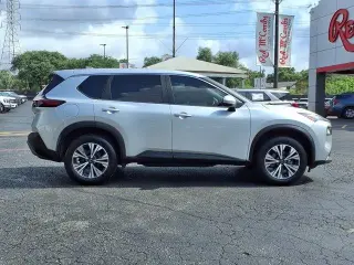 Nissan Rogue 2023 AWD SV 4dr Crossover