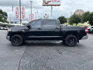 Toyota Tundra 2021 4x2 SR5 4dr CrewMax Cab Pickup SB