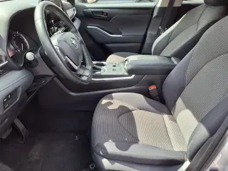 Toyota Highlander 2025 LE 4dr SUV
