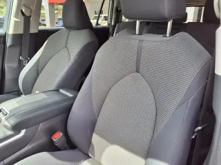 Toyota Highlander 2025 LE 4dr SUV