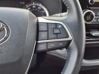 Toyota Highlander 2025 LE 4dr SUV