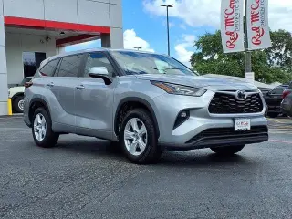 Toyota Highlander 2025 LE 4dr SUV