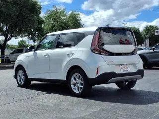 Kia Soul 2023 S 4dr Crossover