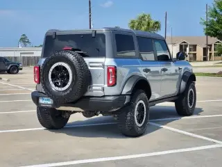 Ford Bronco 2023 4x4 Base Advanced 4dr SUV