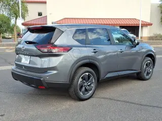 Nissan Rogue 2025 SV 4dr Crossover