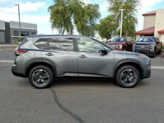 Nissan Rogue 2025 SV 4dr Crossover