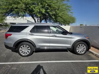 Ford Explorer 2023 AWD Limited 4dr SUV