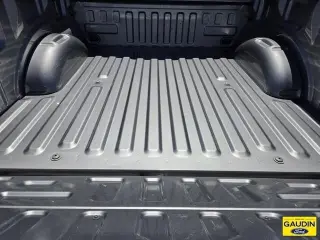 Ford F-150 2023 4x2 XL 4dr SuperCrew 5.5 ft. SB