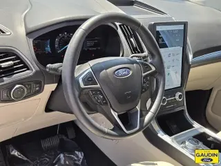 Ford Edge 2023 AWD Titanium 4dr Crossover