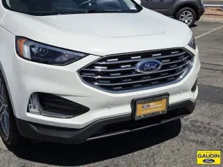 Ford Edge 2023 AWD Titanium 4dr Crossover