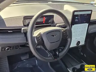Ford Mustang Mach-E 2024 Premium 4dr SUV
