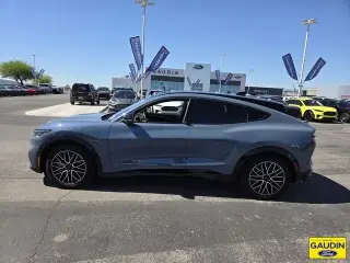 Ford Mustang Mach-E 2024 Premium 4dr SUV