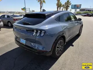 Ford Mustang Mach-E 2024 Premium 4dr SUV