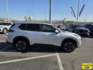 Nissan Rogue 2024 SV 4dr Crossover