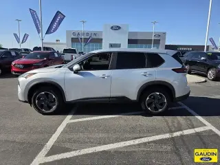 Nissan Rogue 2024 SV 4dr Crossover