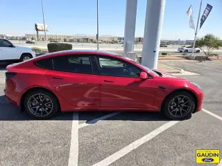 Tesla Model 3 2022 AWD Long Range 4dr Sedan