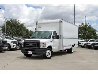 Ford E-Series 2018 E-350 SD 2dr 138 in. WB SRW Cutaway Chassis