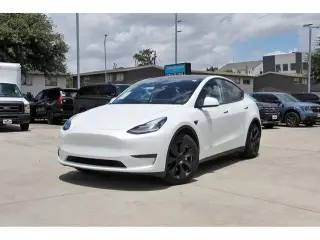 Tesla Model Y 2023 AWD 4dr Crossover