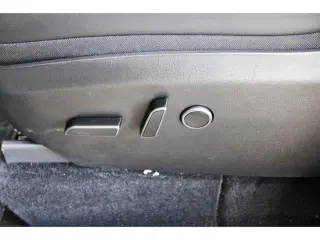 Tesla Model Y 2023 AWD 4dr Crossover