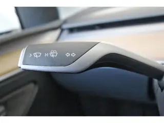 Tesla Model Y 2023 AWD 4dr Crossover