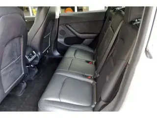 Tesla Model Y 2023 AWD 4dr Crossover