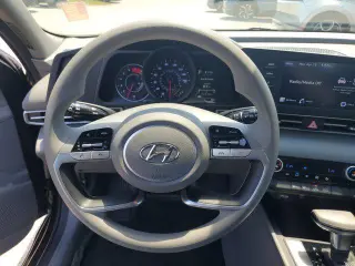 Hyundai ELANTRA 2022 SEL 4dr Sedan