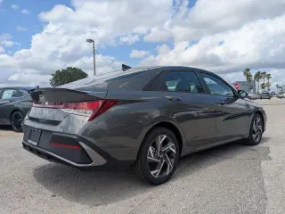 Hyundai ELANTRA 2025 SEL Sport 4dr Sedan