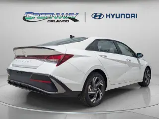Hyundai ELANTRA 2025 SEL Sport 4dr Sedan