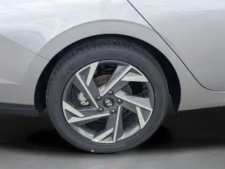Hyundai ELANTRA 2025 SEL Sport 4dr Sedan