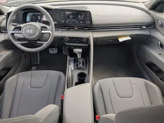 Hyundai ELANTRA 2025 SEL Sport 4dr Sedan