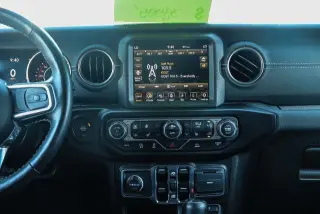 Jeep Wrangler Unlimited 2022 4x4 Sahara 4dr SUV