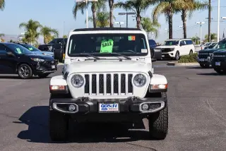 Jeep Wrangler Unlimited 2022 4x4 Sahara 4dr SUV