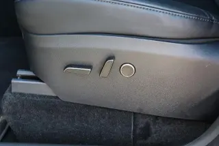 Tesla Model Y 2025 AWD Long Range 4dr Crossover