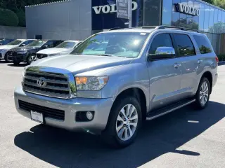 Toyota Sequoia 2017 4x4 Limited 4dr SUV