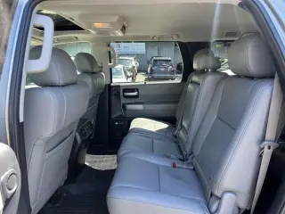 Toyota Sequoia 2017 4x4 Limited 4dr SUV