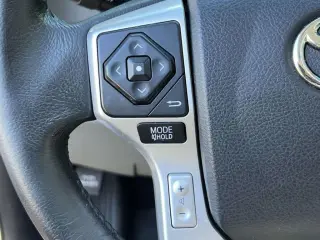 Toyota Sequoia 2017 4x4 Limited 4dr SUV