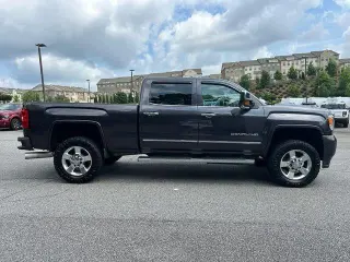 GMC Sierra 2500HD 2016 4x4 Denali 4dr Crew Cab SB