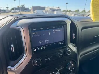 Chevrolet Silverado 1500 2019 4x4 RST 4dr Crew Cab 5.8 ft. SB