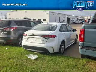 Toyota Corolla 2024 LE 4dr Sedan