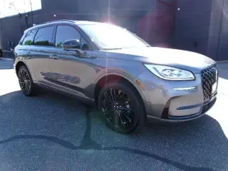 Lincoln Corsair 2023 AWD Reserve 4dr SUV