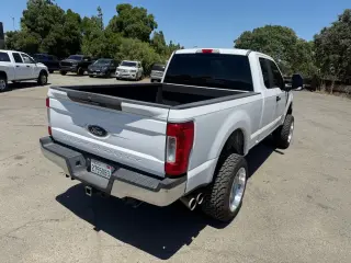 Ford F-350 Super Duty 2019 4x4 XLT 4dr SuperCab 6.8 ft. SB SRW Pickup