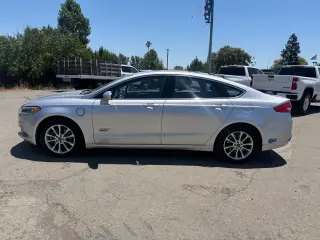 Ford Fusion Energi 2018 SE Luxury 4dr Sedan