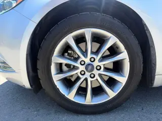 Ford Fusion Energi 2018 SE Luxury 4dr Sedan