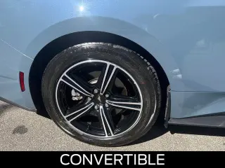 Ford Mustang 2025 EcoBoost 2dr Convertible
